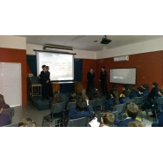 DEL PROBLEMA A LA SOLUCIÓN, charla a cargo de alumnos de 5to. año "A"